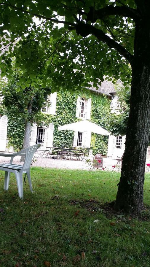 Le Domaine Du Mijarnier Bed & Breakfast Montbeugny Dış mekan fotoğraf